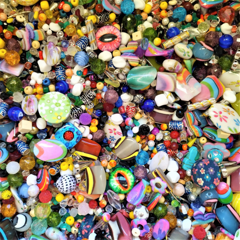 1 kg Všehomix korálků a komponentů