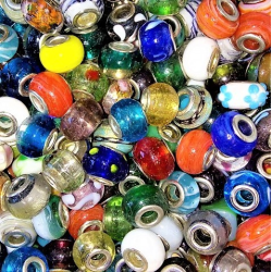 Mix skl. velkodírových korálků 60 ks