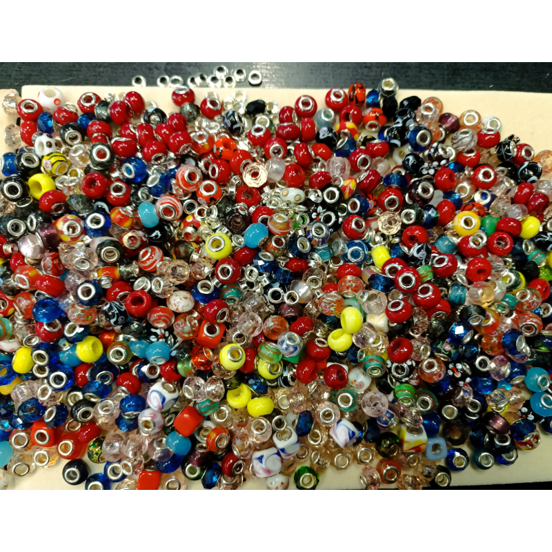 Mix skl. velkodírových korálků 60 ks