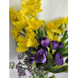 Kytice vázaná žluto-fialová 60 cm