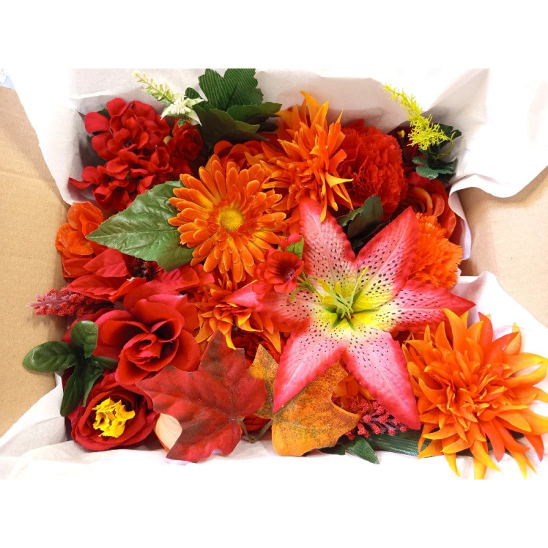 Kreativní box červeno-oranžových umělých květů