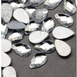 Kabošonek 150ks plastový 10x14x3 mm slza